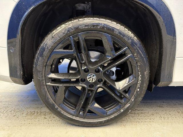 new 2026 Volkswagen Tiguan car, priced at $37,152