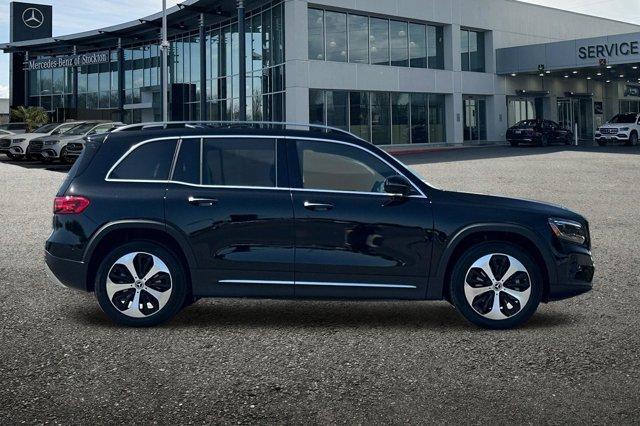 new 2025 Mercedes-Benz GLB 250 car, priced at $50,770