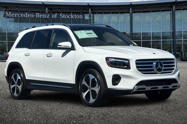new 2025 Mercedes-Benz GLB 250 car, priced at $52,020