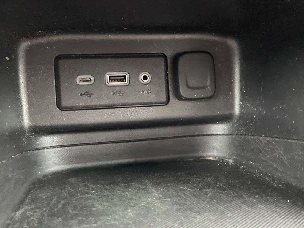 used 2020 Chevrolet Equinox car, priced at $12,997