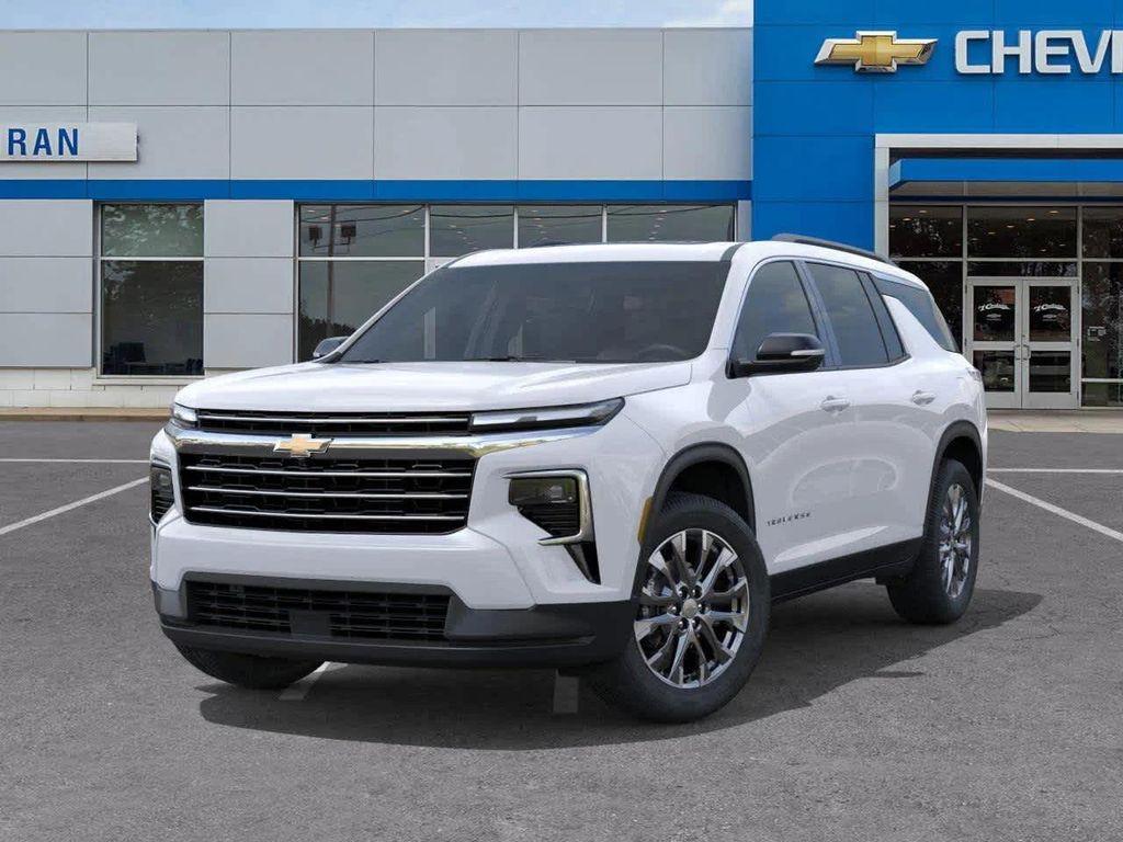 new 2026 Chevrolet Traverse car, priced at $48,076