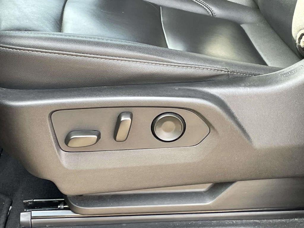 used 2024 Chevrolet Tahoe car, priced at $43,982