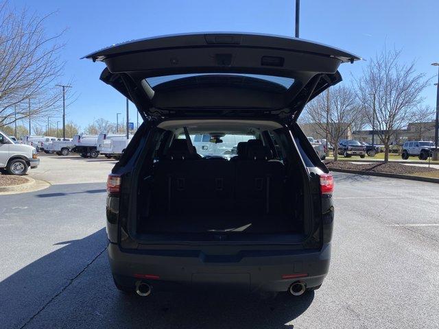 used 2021 Chevrolet Traverse car, priced at $18,867