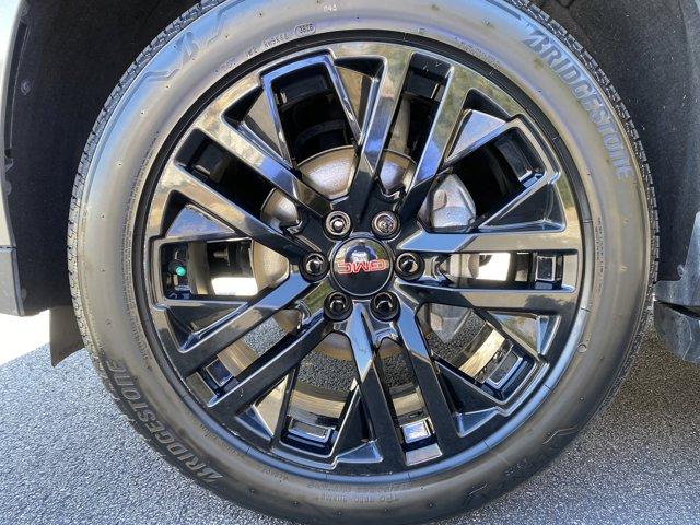 used 2021 GMC Yukon XL car, priced at $43,598