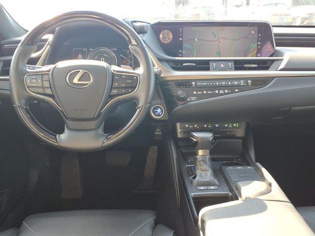 used 2020 Lexus ES 300h car, priced at $35,500