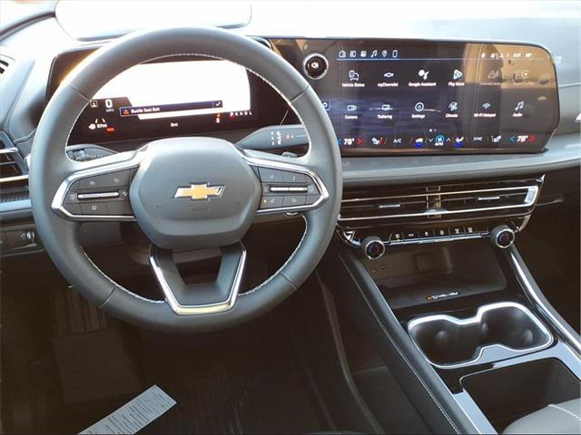 new 2026 Chevrolet Traverse car, priced at $43,211