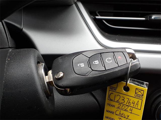 used 2024 Chevrolet Trax car, priced at $22,962