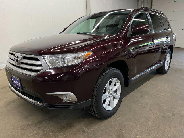 used 2012 Toyota Highlander car, priced at $13,997