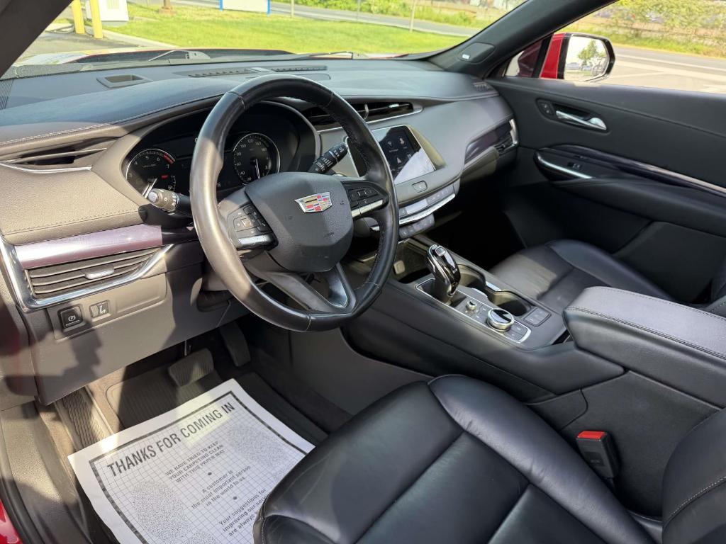 used 2023 Cadillac XT4 car, priced at $23,625
