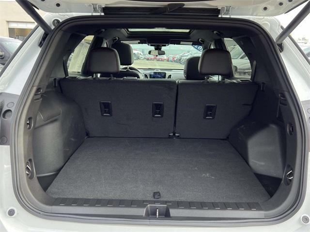 used 2023 Chevrolet Equinox car, priced at $22,400