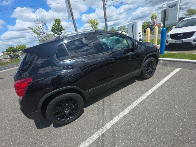 used 2022 Chevrolet Trax car, priced at $17,900
