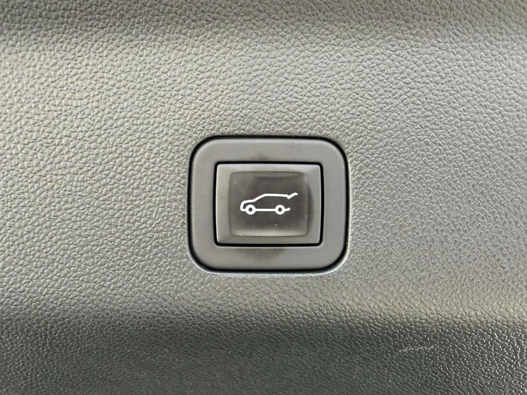 used 2025 Chevrolet Suburban car, priced at $72,895