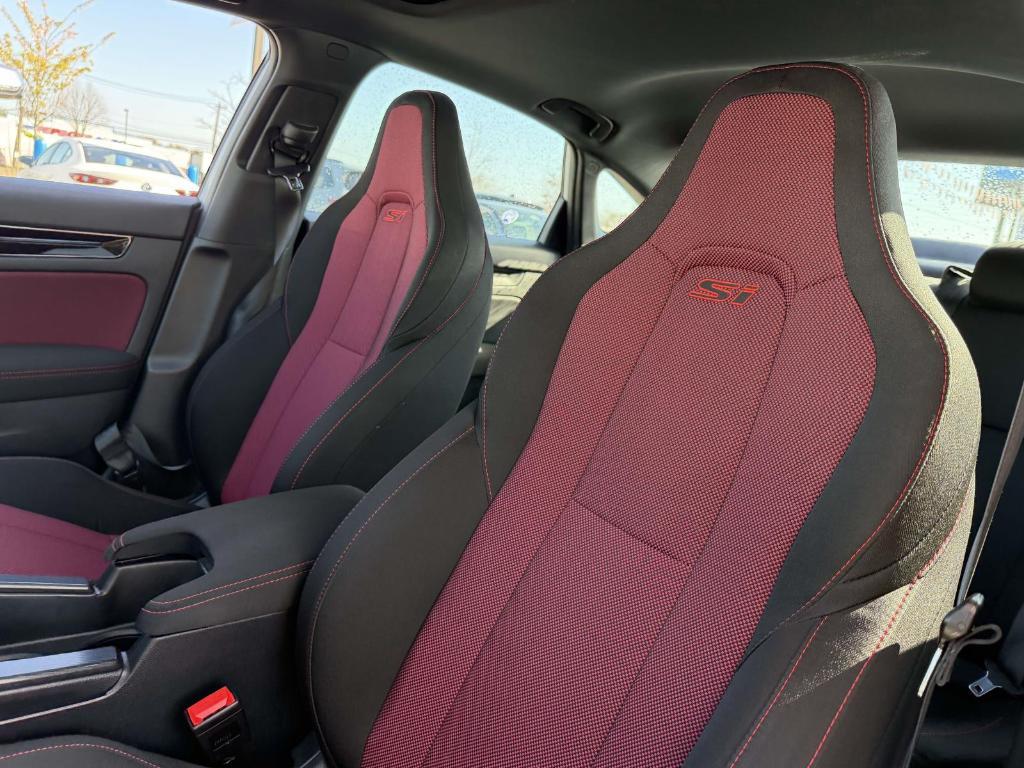 used 2023 Honda Civic Si car, priced at $28,895