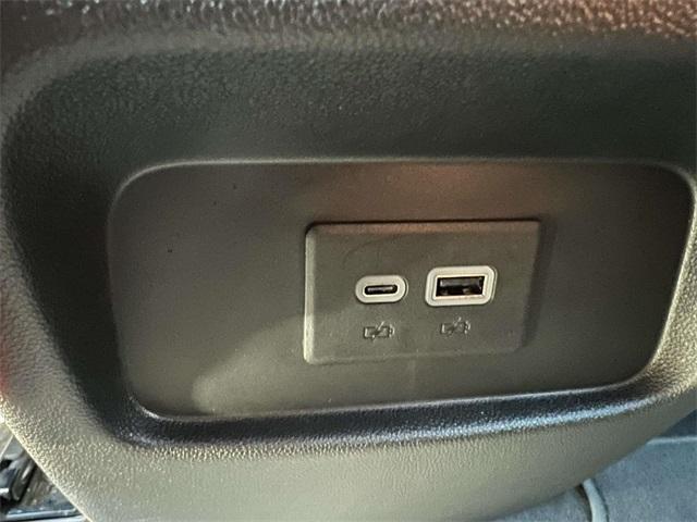 used 2025 Cadillac XT5 car, priced at $39,200