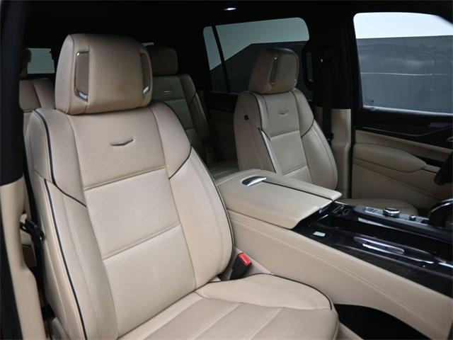 used 2022 Cadillac Escalade ESV car, priced at $61,352