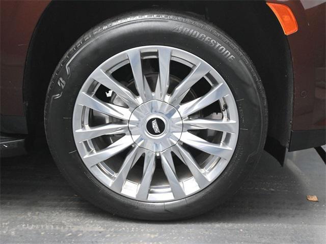 used 2022 Cadillac Escalade ESV car, priced at $61,352