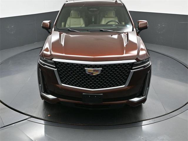used 2022 Cadillac Escalade ESV car, priced at $61,352
