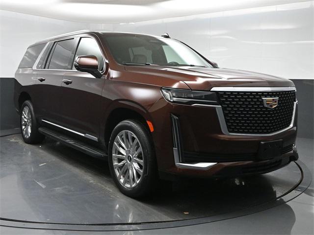 used 2022 Cadillac Escalade ESV car, priced at $61,352