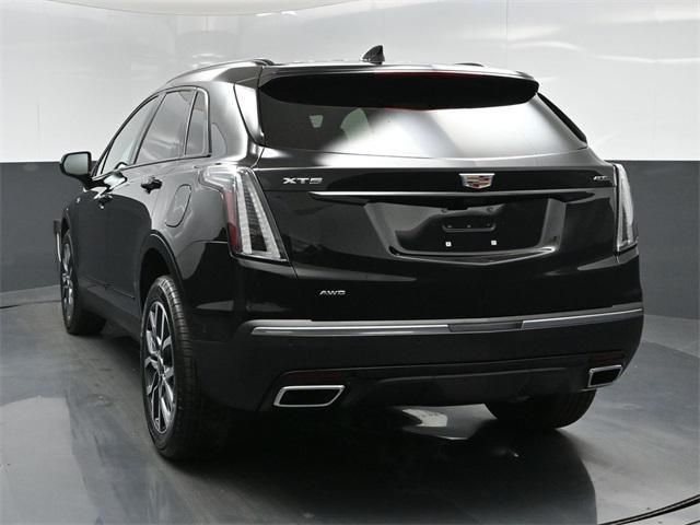 new 2026 Cadillac XT5 car, priced at $69,114