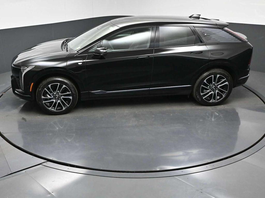 new 2026 Cadillac OPTIQ car, priced at $56,194