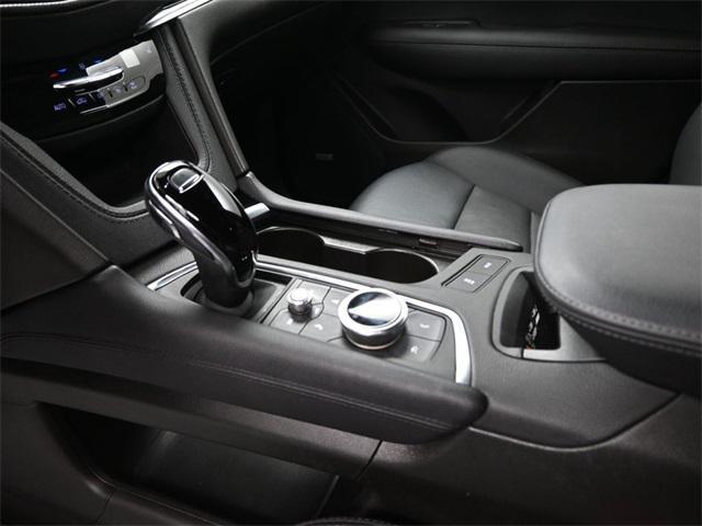 used 2023 Cadillac XT5 car, priced at $32,394