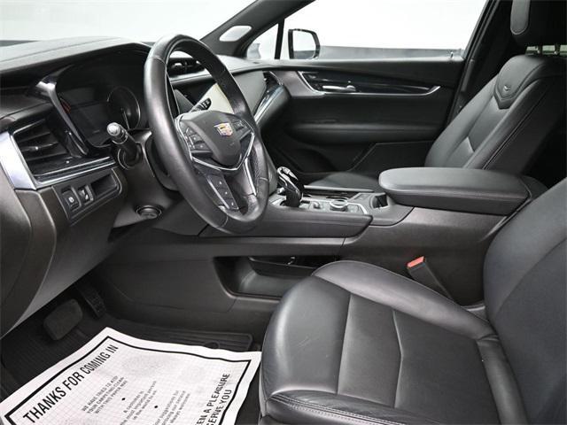 used 2023 Cadillac XT5 car, priced at $32,394