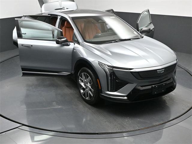 new 2026 Cadillac OPTIQ car, priced at $61,614