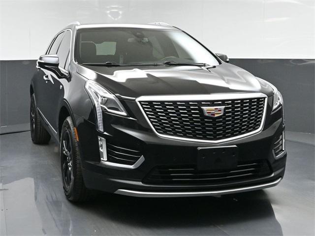 used 2022 Cadillac XT5 car, priced at $29,803