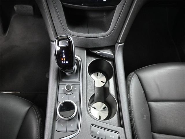 used 2022 Cadillac XT5 car, priced at $29,803