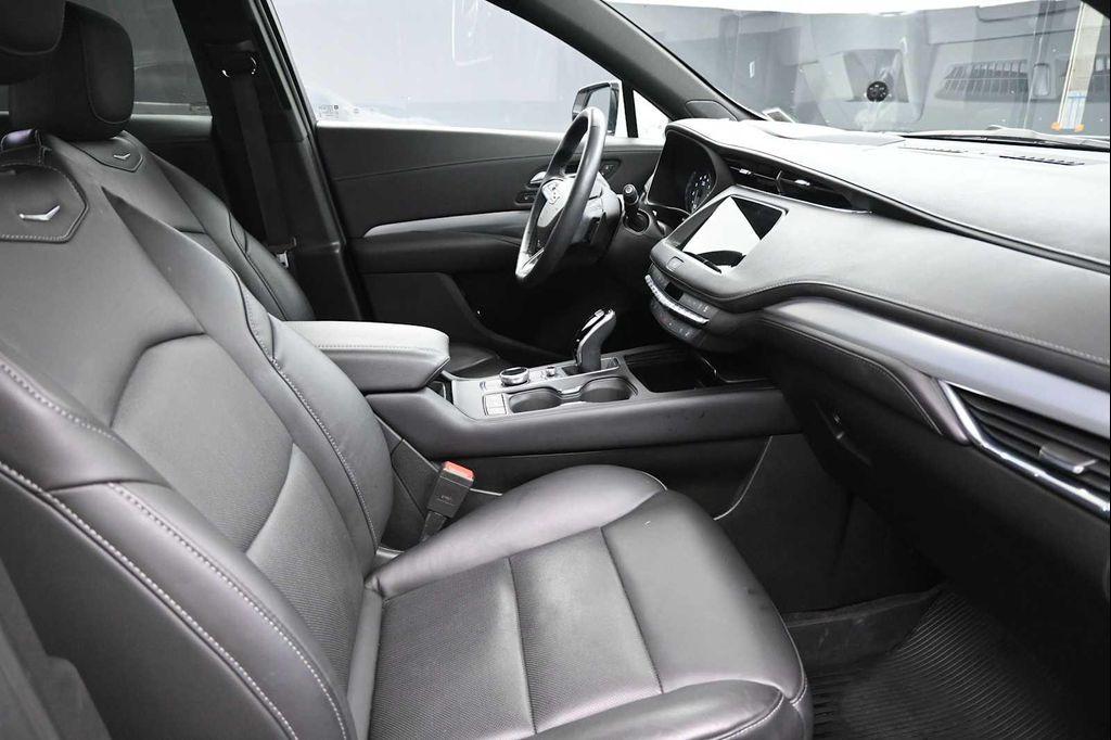 used 2023 Cadillac XT4 car, priced at $28,866