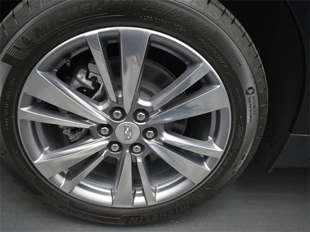 used 2025 Cadillac XT5 car, priced at $43,147