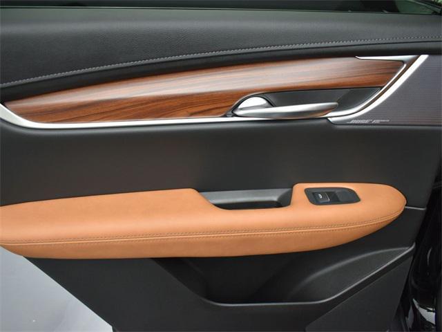 used 2025 Cadillac XT5 car, priced at $43,147