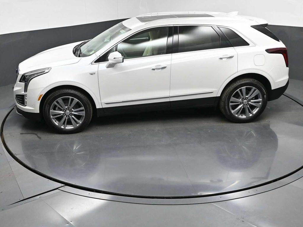 new 2026 Cadillac XT5 car, priced at $62,919