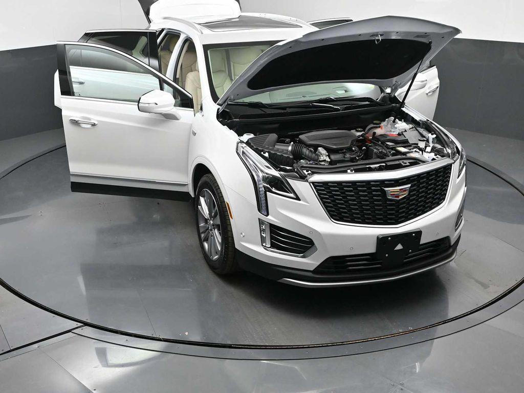 new 2026 Cadillac XT5 car, priced at $62,919