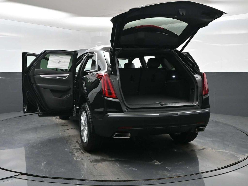 new 2026 Cadillac XT5 car, priced at $49,444