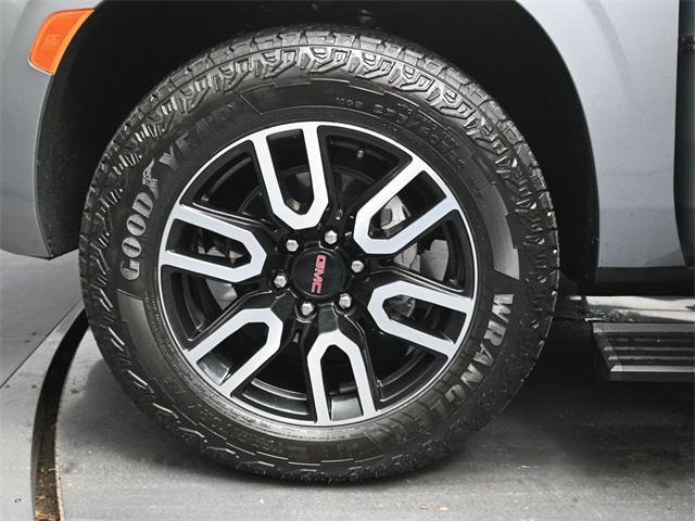 used 2023 GMC Yukon car, priced at $63,685