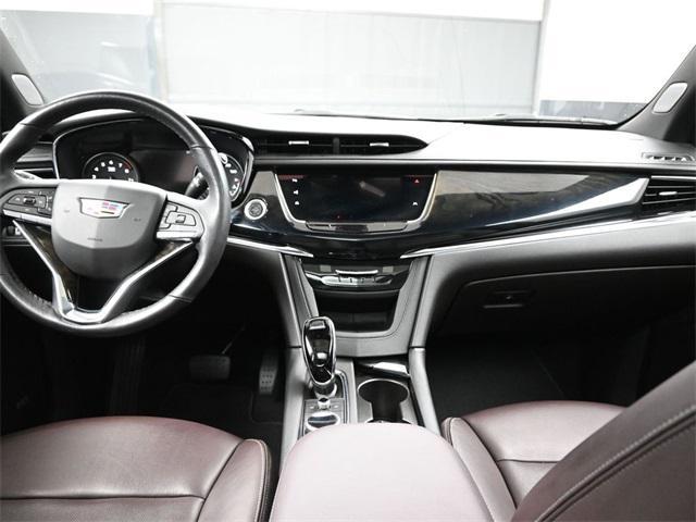 used 2022 Cadillac XT6 car, priced at $36,708
