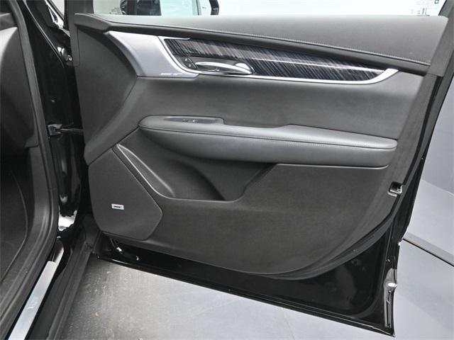 used 2024 Cadillac XT6 car, priced at $45,771