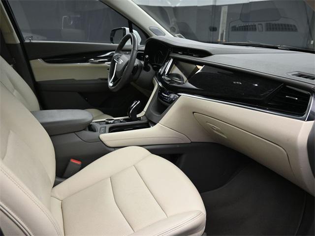 used 2023 Cadillac XT6 car, priced at $35,243