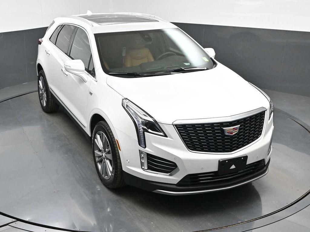 new 2026 Cadillac XT5 car, priced at $58,844