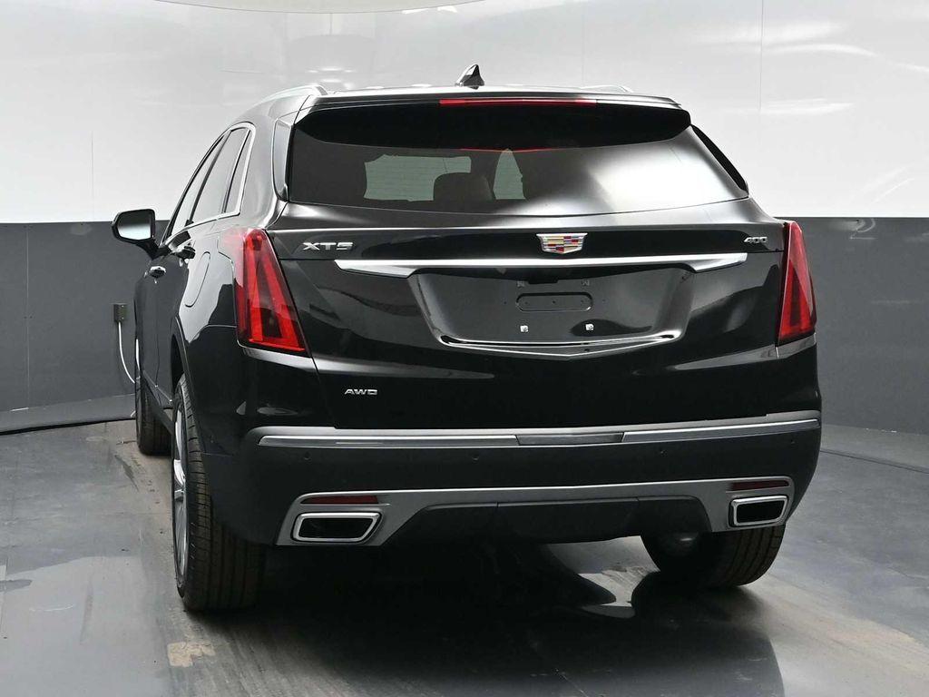 new 2026 Cadillac XT5 car, priced at $62,289