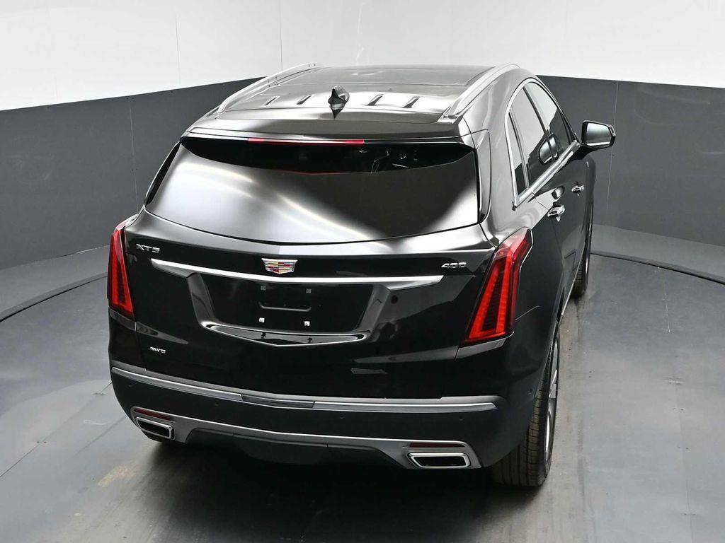 new 2026 Cadillac XT5 car, priced at $62,289