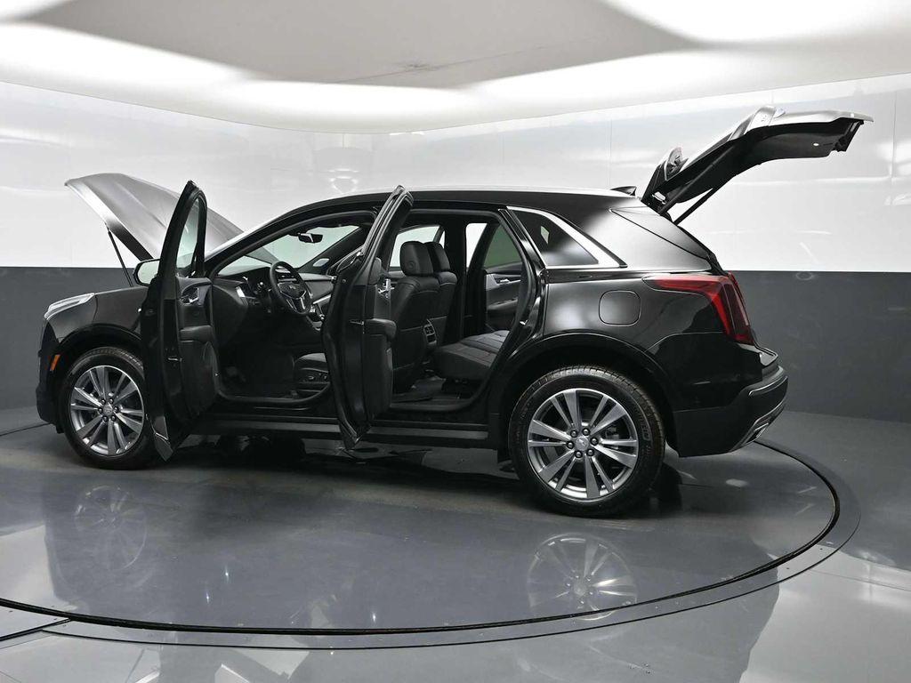 new 2026 Cadillac XT5 car, priced at $58,244