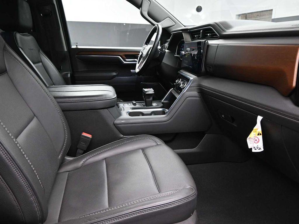 used 2023 GMC Sierra 1500 car, priced at $52,656