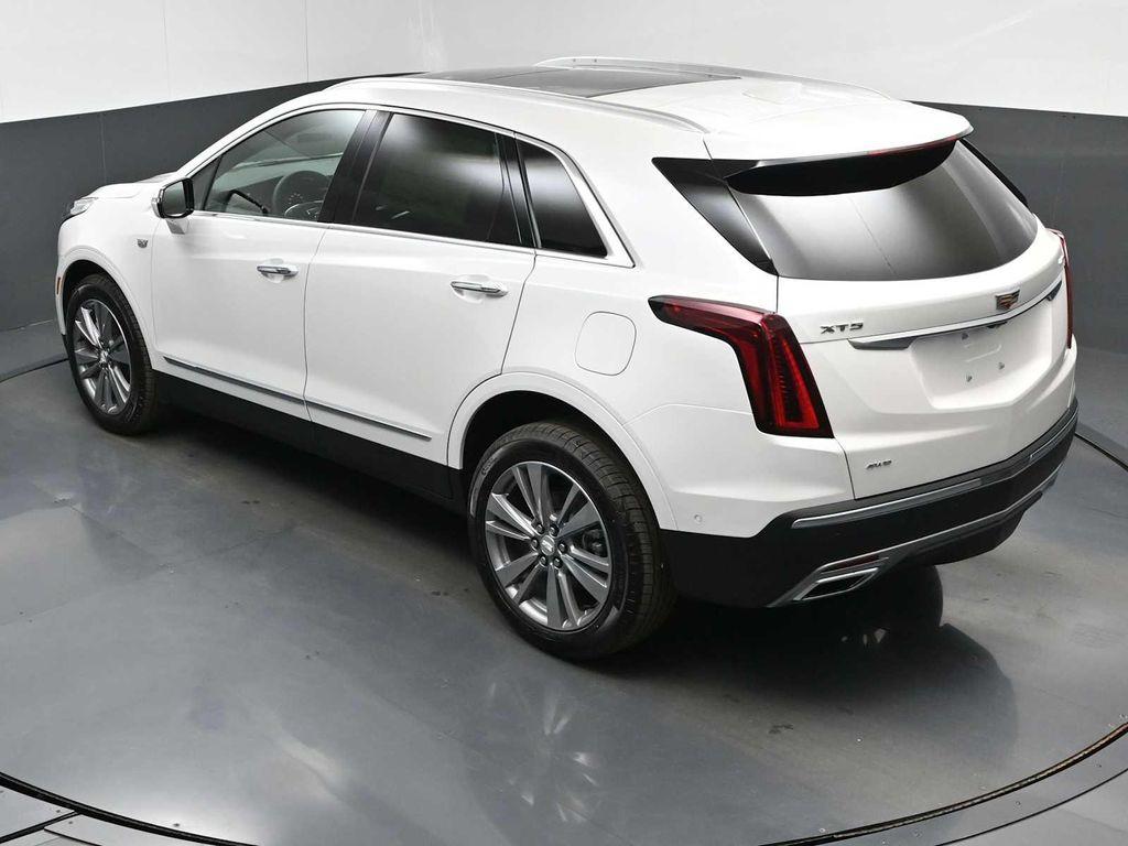 new 2026 Cadillac XT5 car, priced at $64,364
