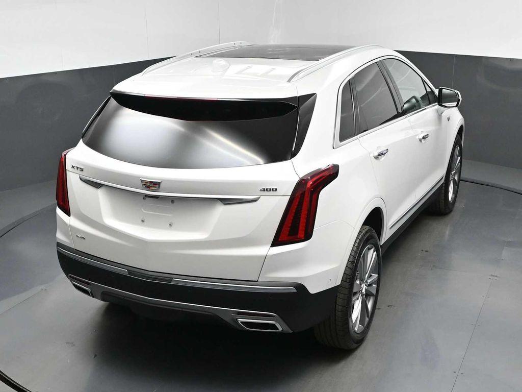new 2026 Cadillac XT5 car, priced at $64,364
