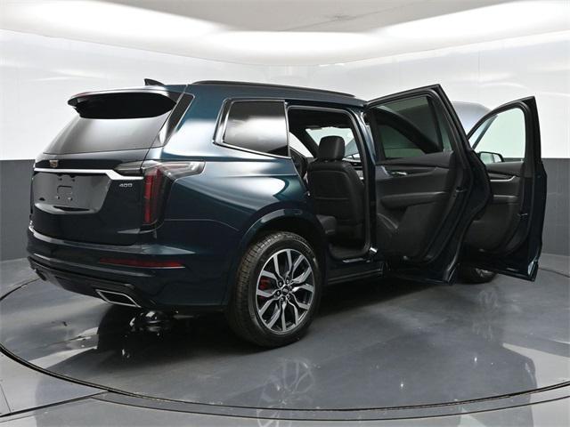 new 2025 Cadillac XT6 car, priced at $64,414