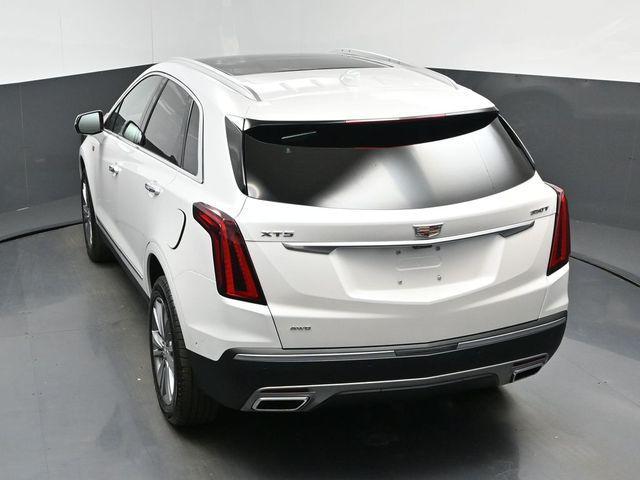 new 2026 Cadillac XT5 car, priced at $58,844