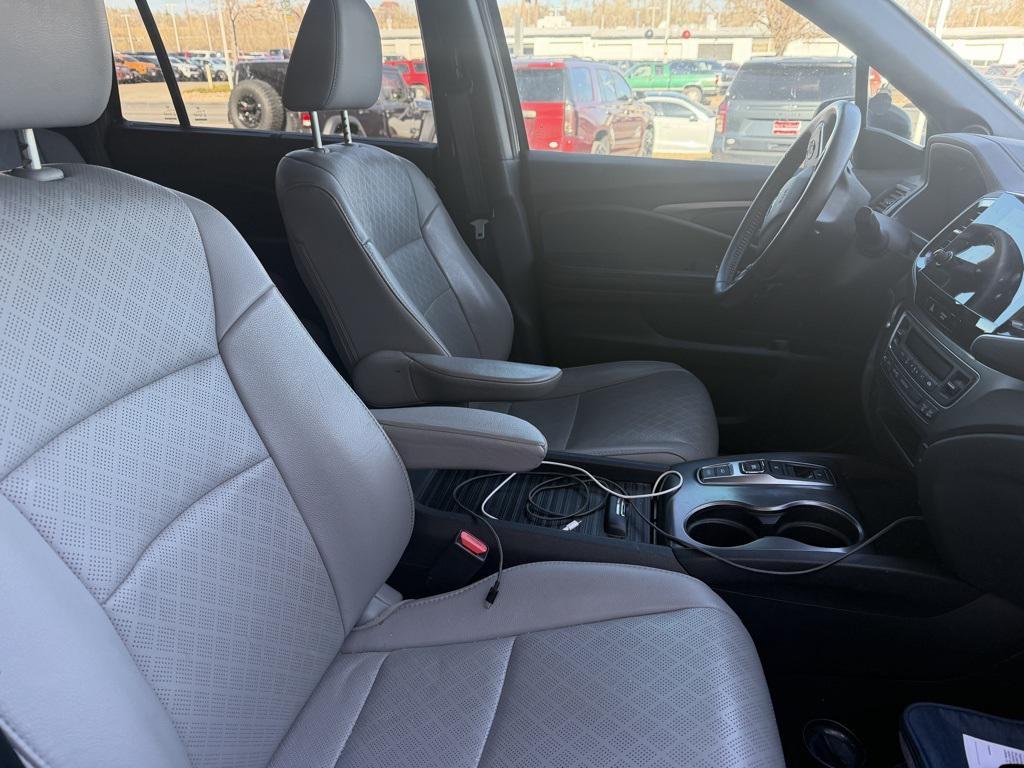 used 2020 Honda Passport car, priced at $26,502