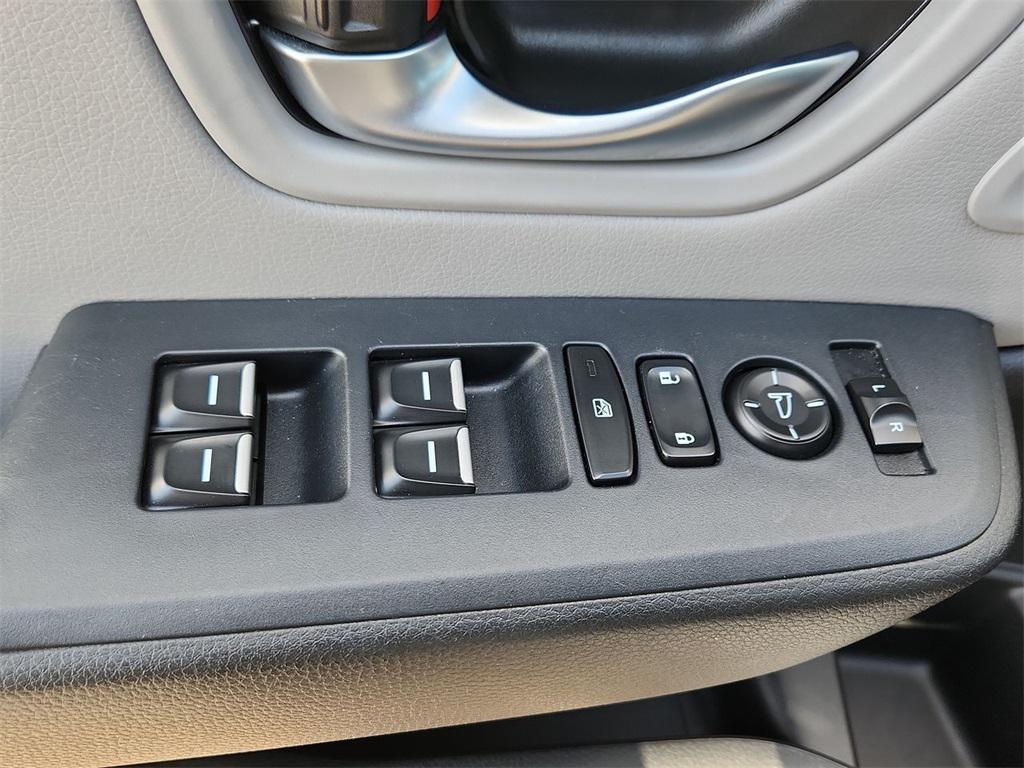 used 2025 Honda Pilot car, priced at $43,688